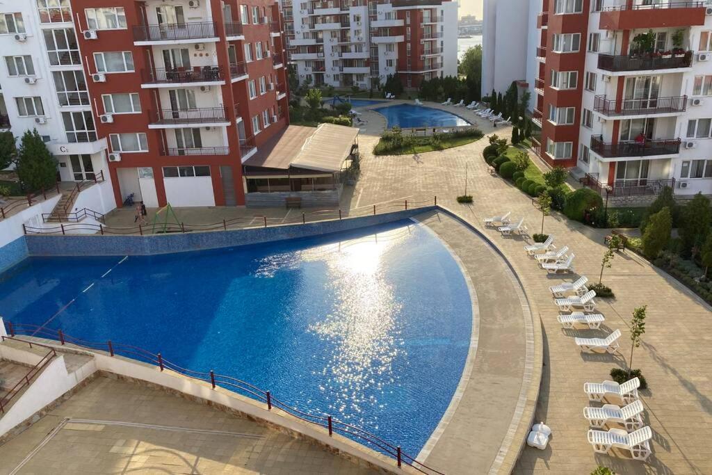 Marina View Fort Beach Studio Sveti Vlas Ngoại thất bức ảnh