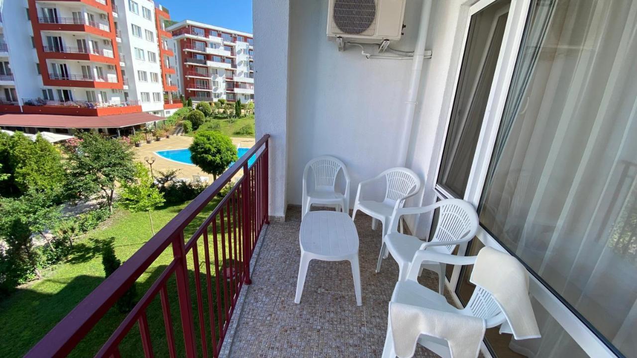 Marina View Fort Beach Studio Sveti Vlas Ngoại thất bức ảnh