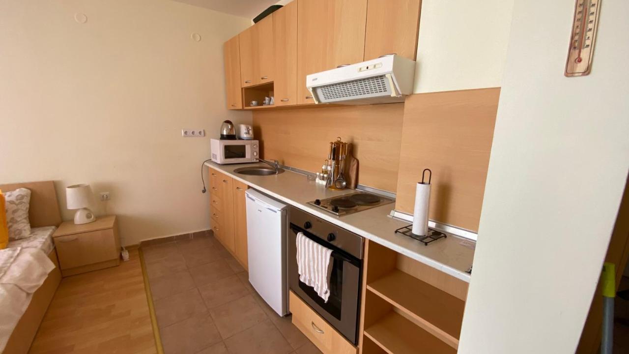 Marina View Fort Beach Studio Sveti Vlas Ngoại thất bức ảnh